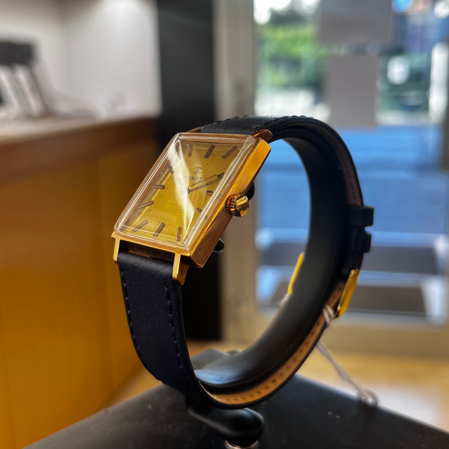 Tissot cassa di forma