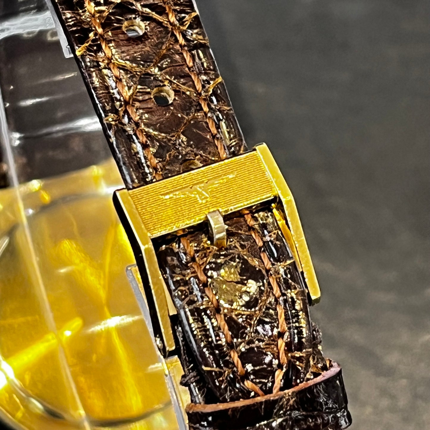 Longines cassa in oro