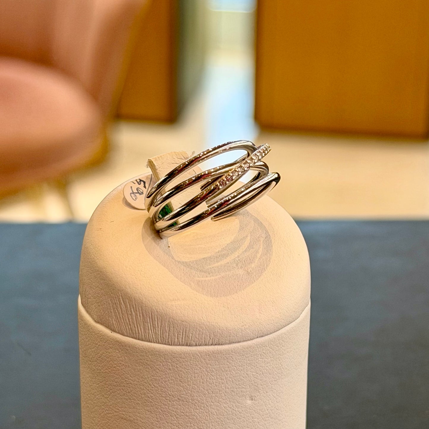 Anello Fascia ad Incrocio in Oro Bianco 18kt
