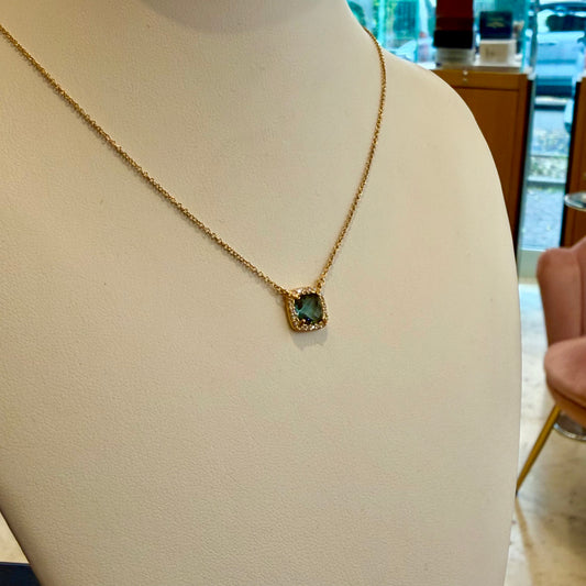 Dettaglio Chiusura Girocollo in Oro Giallo 18kt