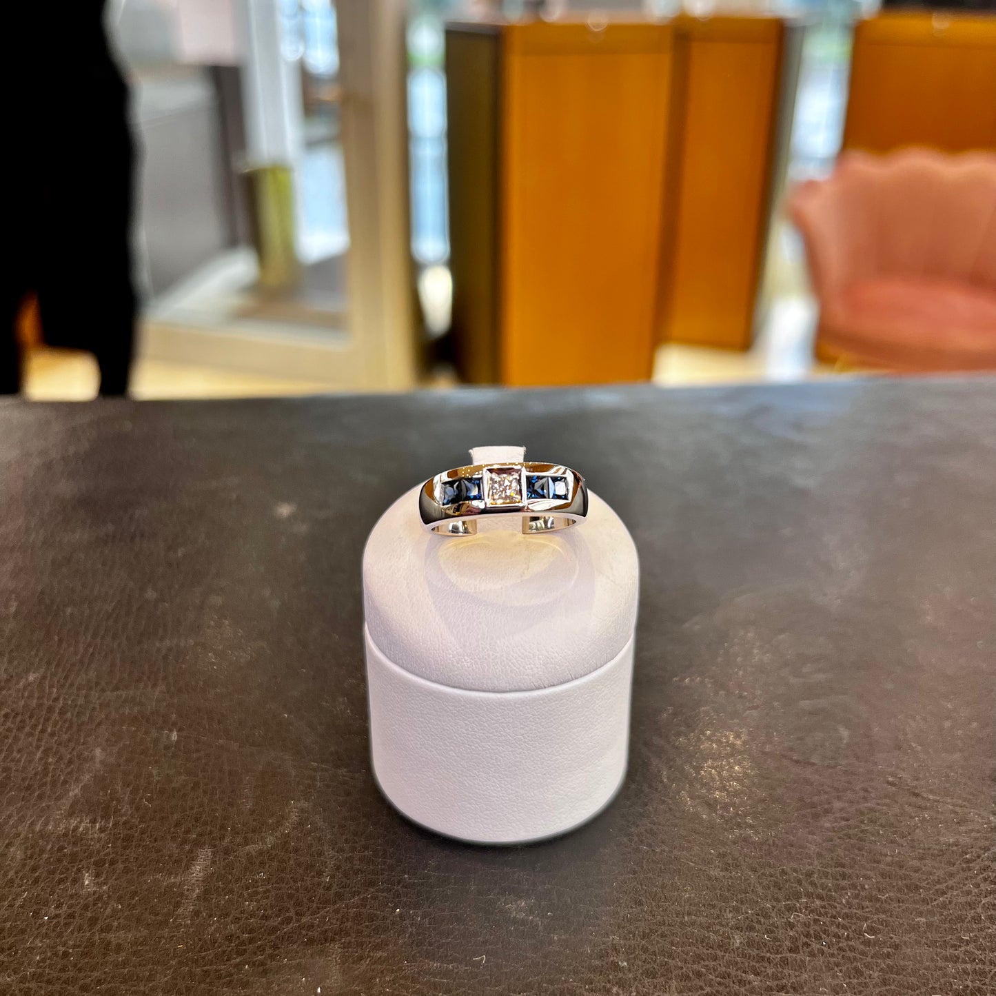 Anello Saphire Majesty