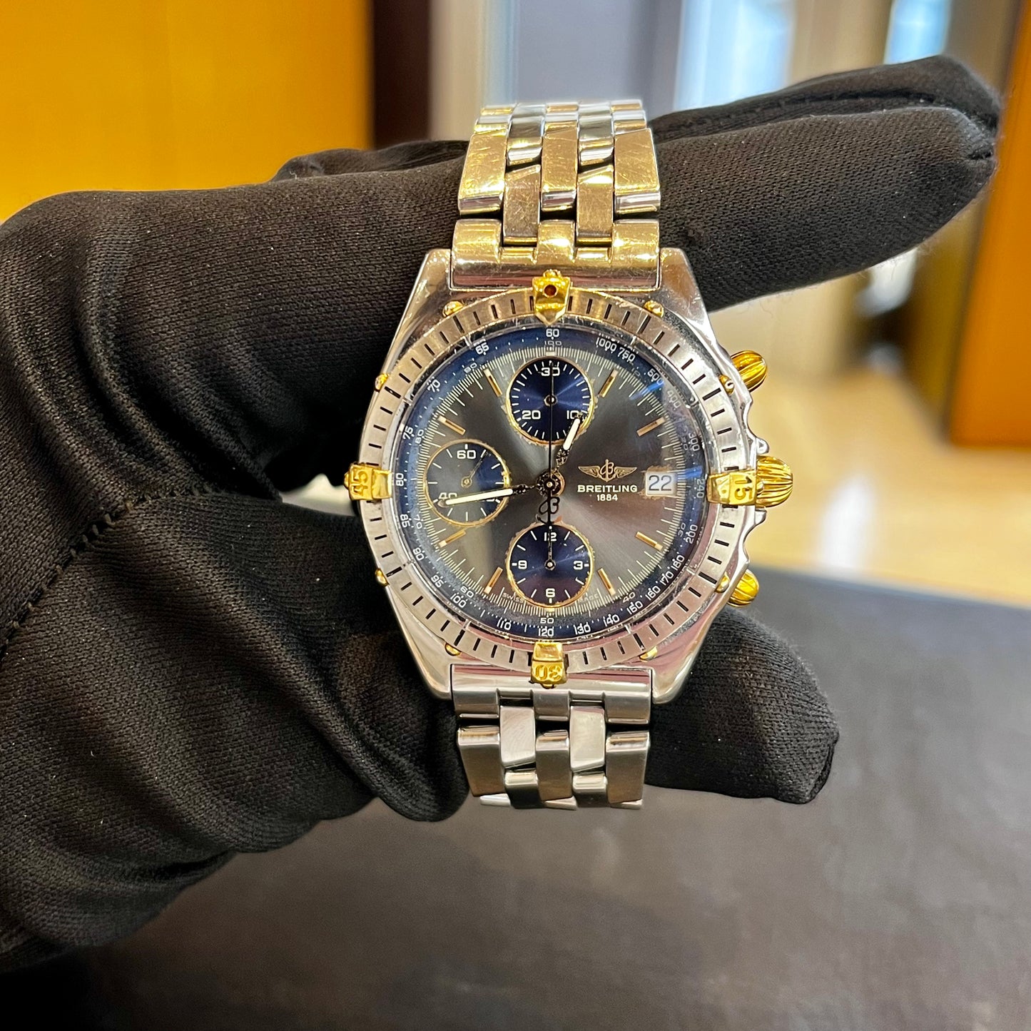 Breitling Chronomat B13047