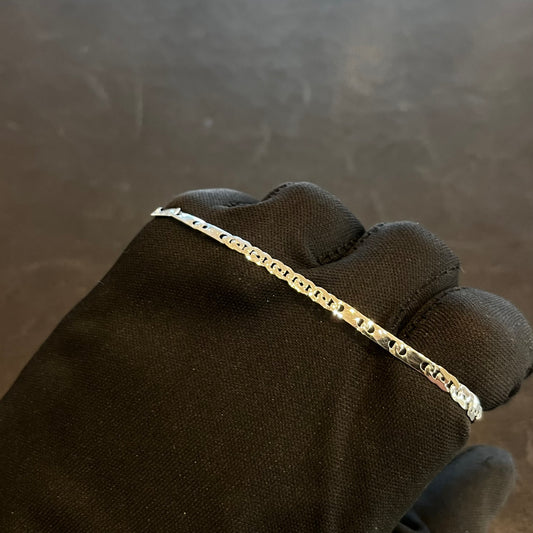 Bracciale in oro bianco 18kt – Maglia Piatta Groumette