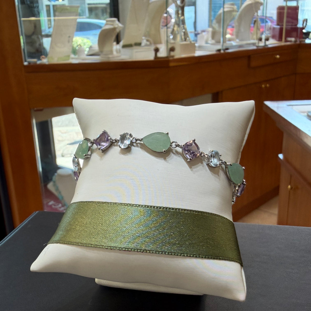 Bracciale "Armonia di Gocce e Cristalli"