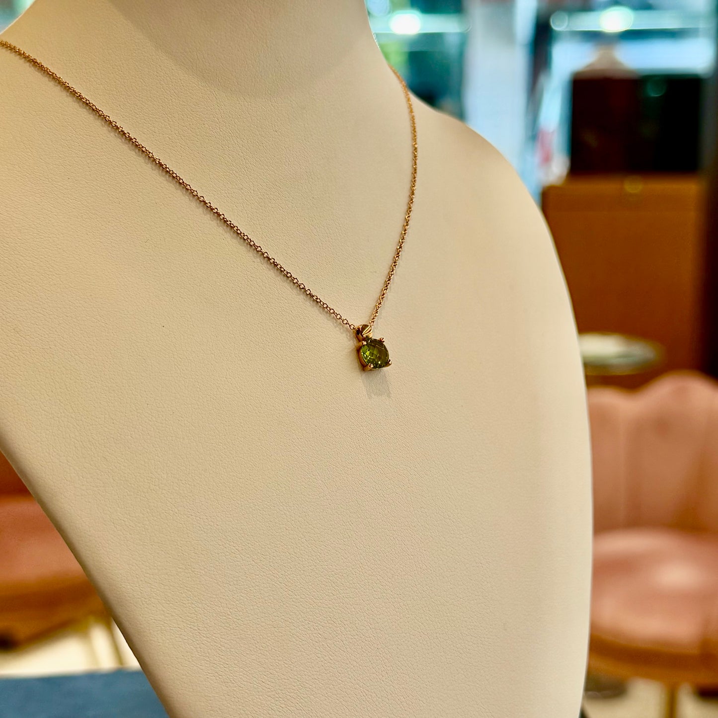 Girocollo Punto Luce in Oro Rosa 18kt con Tormalina Verde