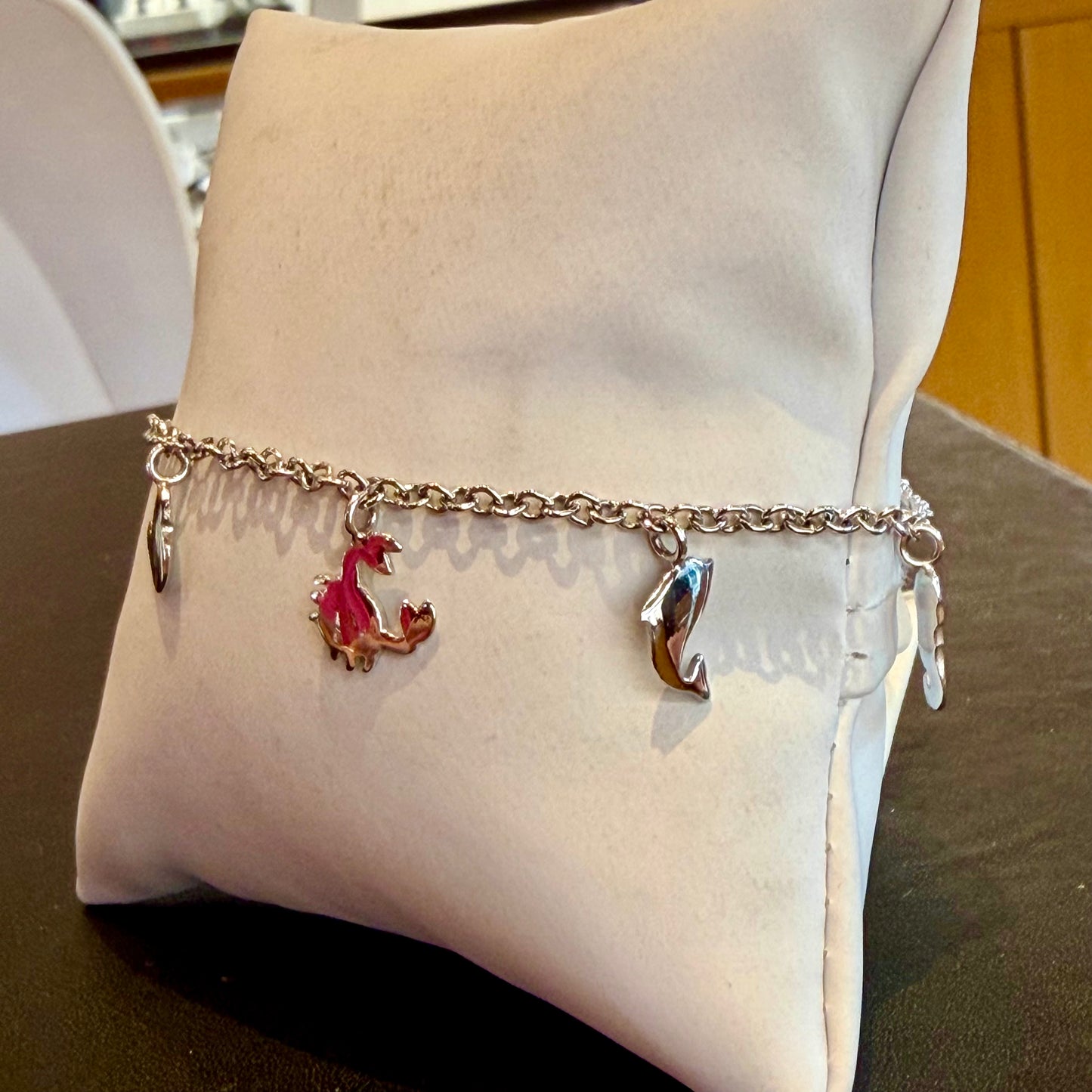 Bracciale in Oro Bianco 18kt con Charm Pendenti