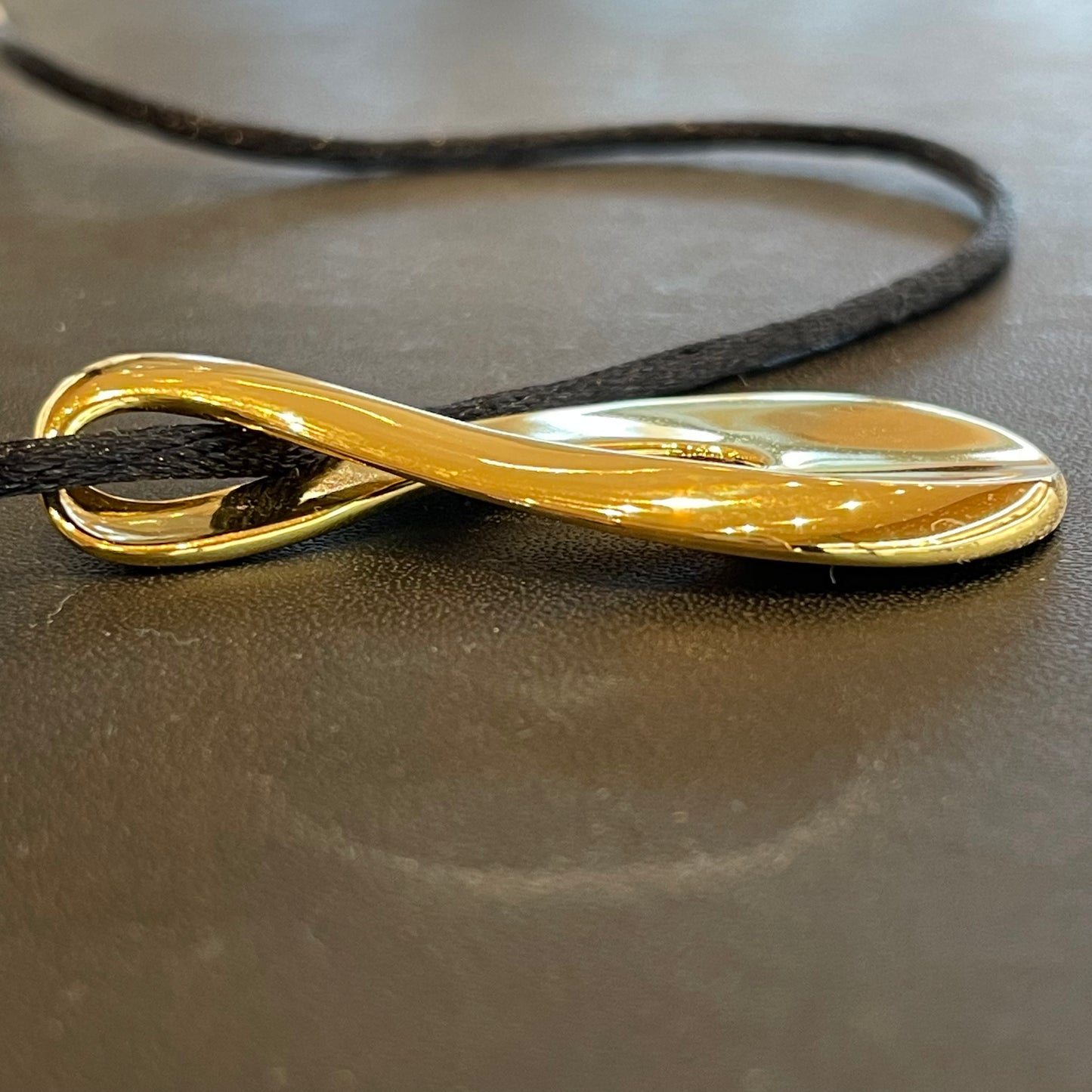Collana Nodo d' Oro