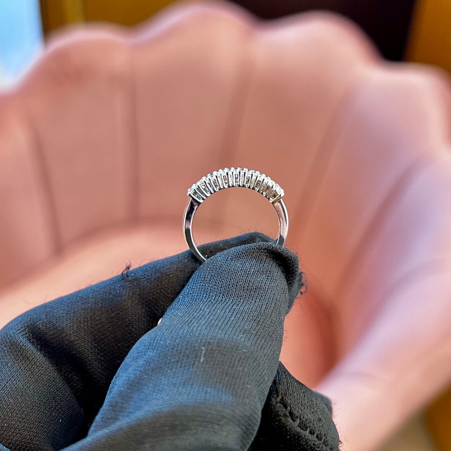 Anello Riviera a 7 Diamanti in Oro Bianco 18kt
