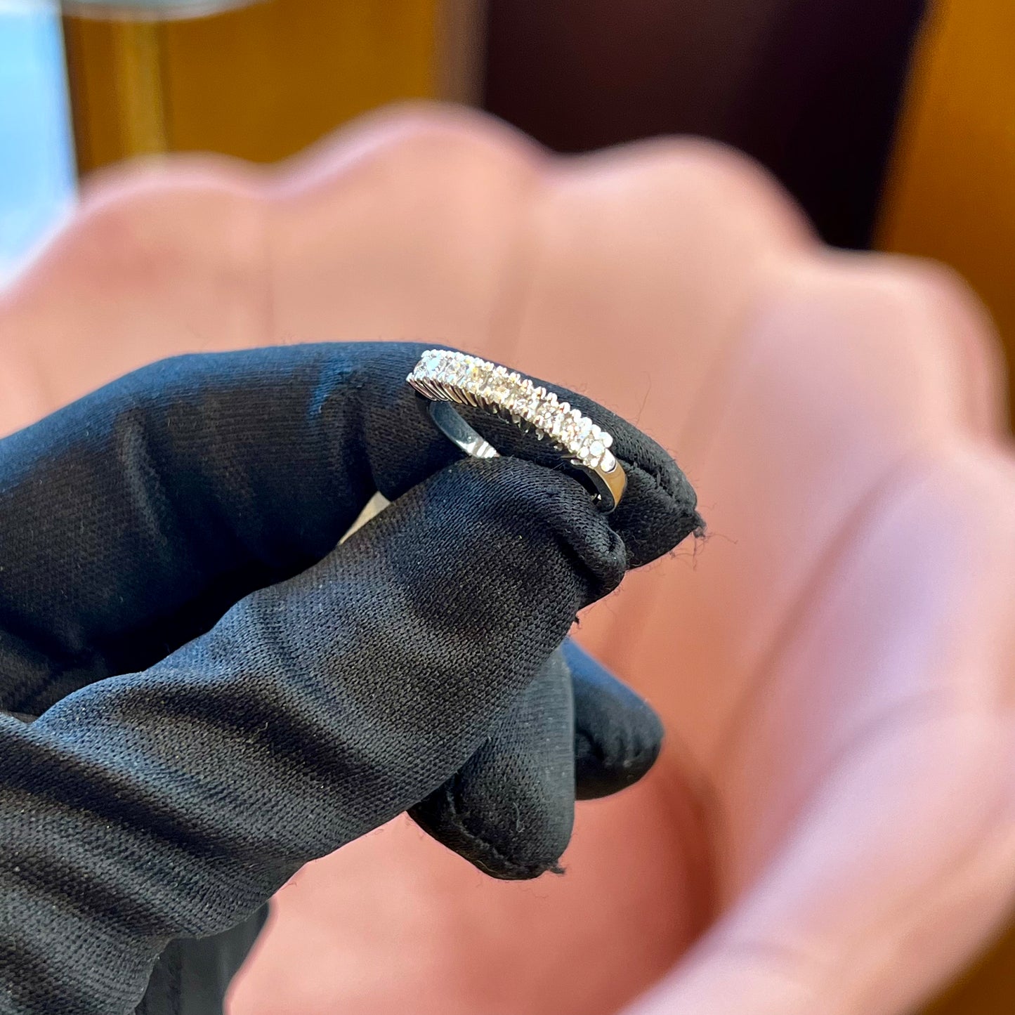 Anello Riviera a 7 Diamanti in Oro Bianco 18kt