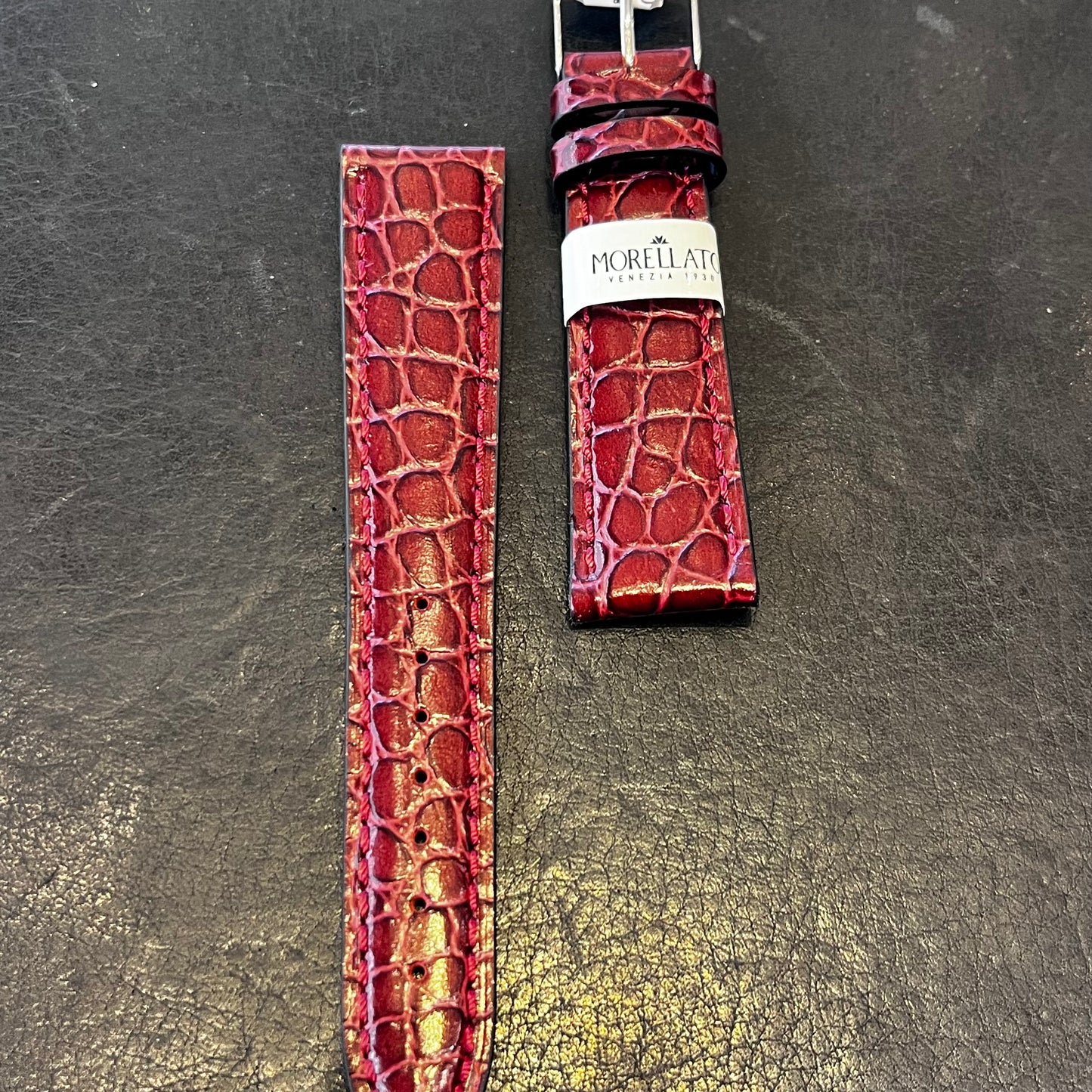 Cinturino per Orologio in pelle Rossa  (stampa alligatore)